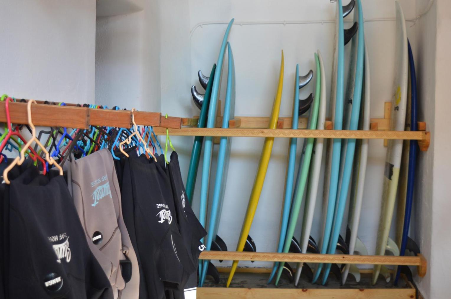 Sunset Surfhouse Morocco Hostel Tamraght Εξωτερικό φωτογραφία